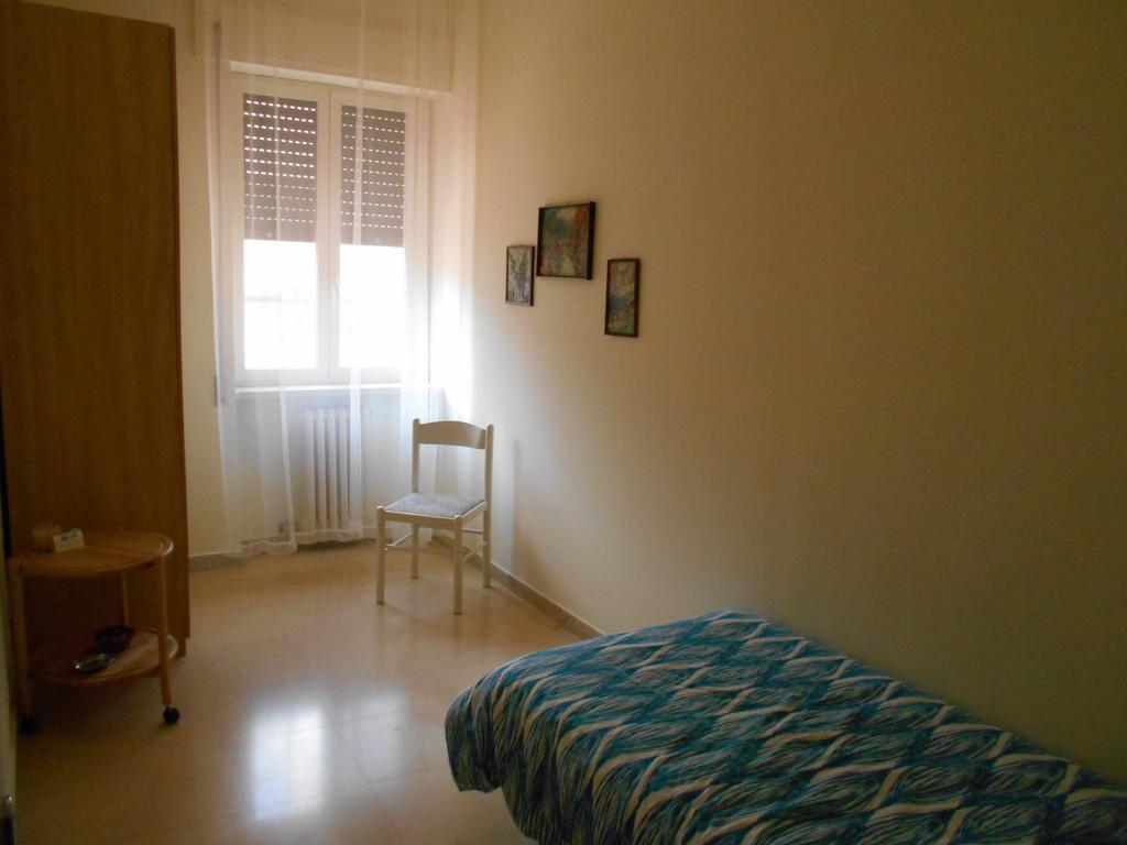 Le Chiocciole Bed and Breakfast Sannicandro di Bari Rum bild